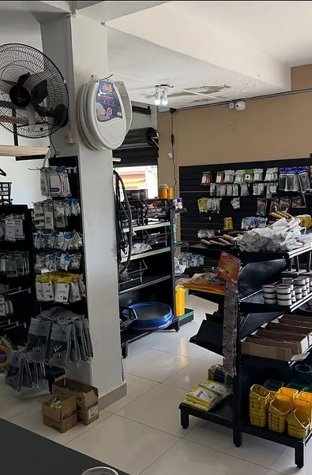 Interior da loja com materiais para construção